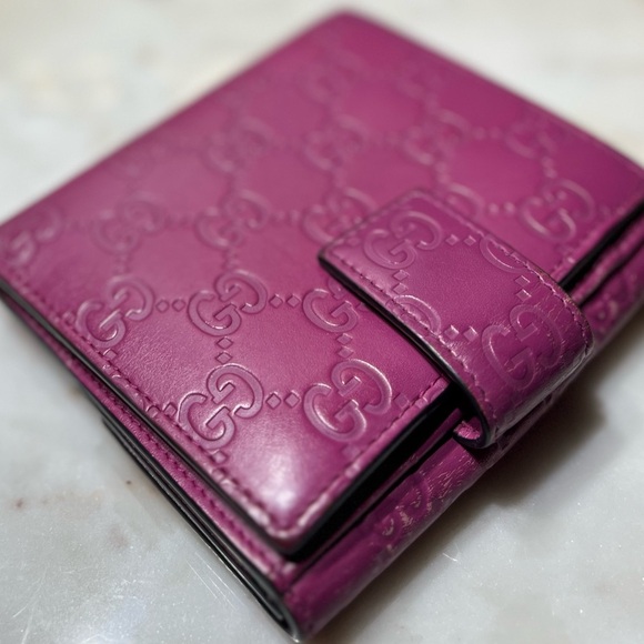 Gucci Pink Guccissima Bow Compact Wallet GUC - Picture 5 of 17